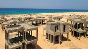 «بلومبرج»: مصر تفاوض قطر على استثمار مليارات الدولارات في الساحل الشمالي