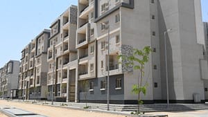 وزير الإسكان يتابع تنفيذ 4761 وحدة سكنية  بمدينة العاشر