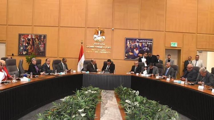 وزير الإسكان يعقد اجتماعه الدوري مع أعضاء مجلسي “النواب والشيوخ” لبحث مطالب دوائرهم