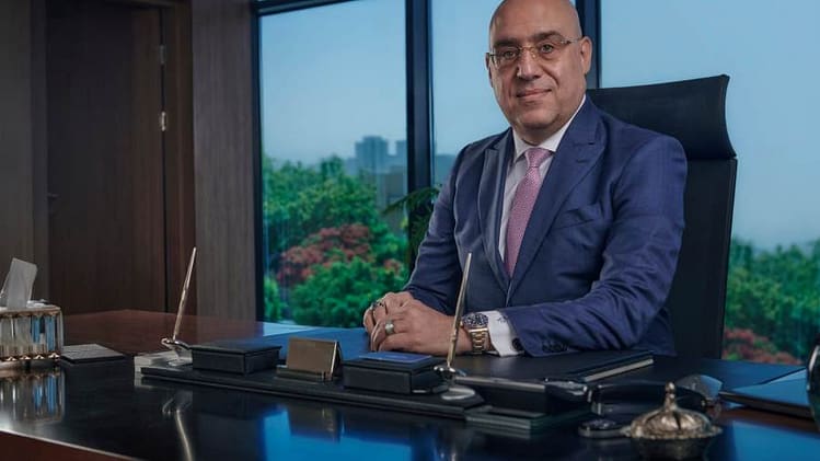 تعيين الدكتور عاصم الجزار العضو المنتدب غير التنفيذي لشركة ÈLM للتطوير العقاري 82591 aWueFT