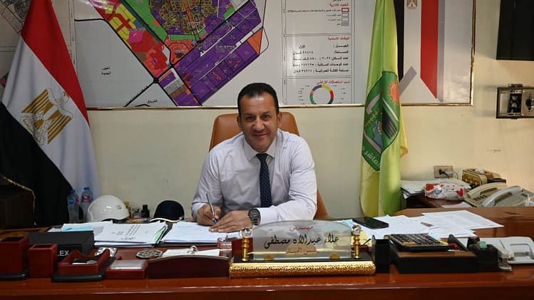 رئيس جهاز العاشر يتابع الموقف التنفيذي لمشروع «ديارنا» للإسكان المتوسط بالمجاورة 52 82605 7El0OJ