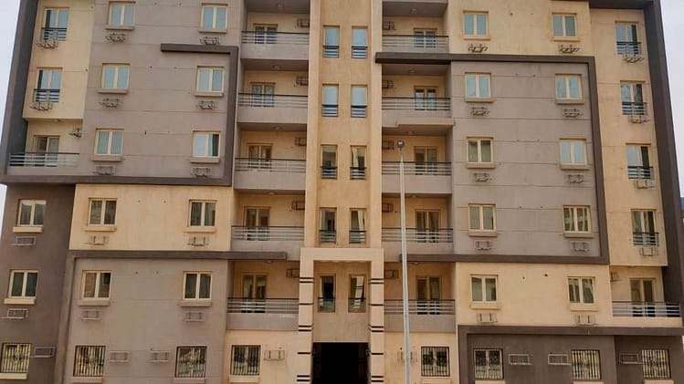 الأحد المقبل..بدء تسليم وحدات بمشروع سكن مصر . بمدينة غرب قنا الجديدة