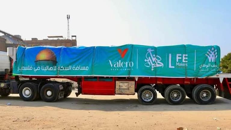 شركة «Valero Developments» تشارك في قافلة مساعدات إنسانية لدعم قطاع غزة