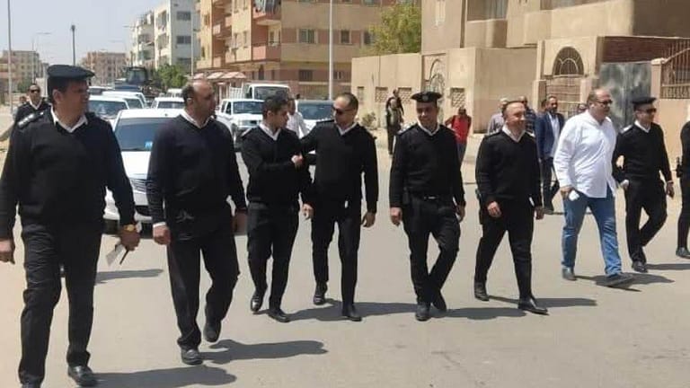 قرارات لإزالة لتعديات ومخالفات بناء بتوسعات العلمين ودمياط الجديدتين