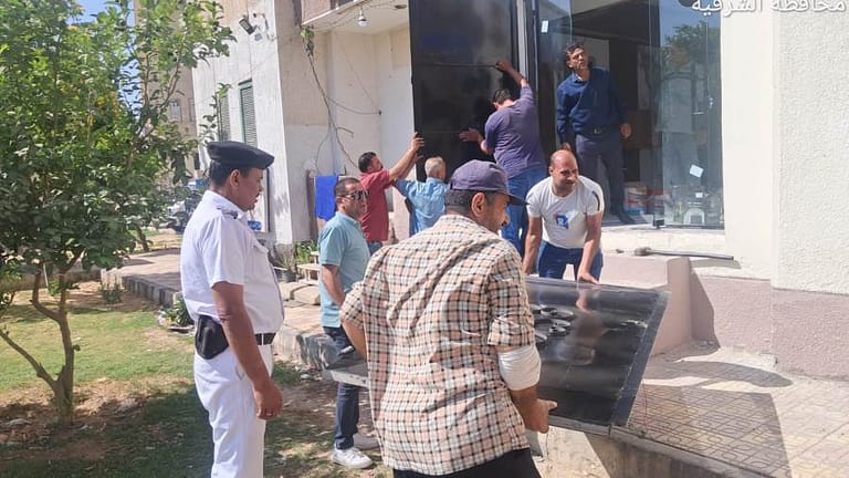 جهاز العاشر  يشن حملة مكبرة لردع المخالفات التجارية داخل العمارات السكنية