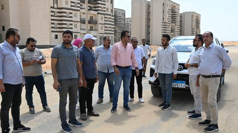 رئيس جهاز العاشر يتفقد مشروعات الإسكان الاجتماعي بحي النرجس «صور» 83621 7YAwAt